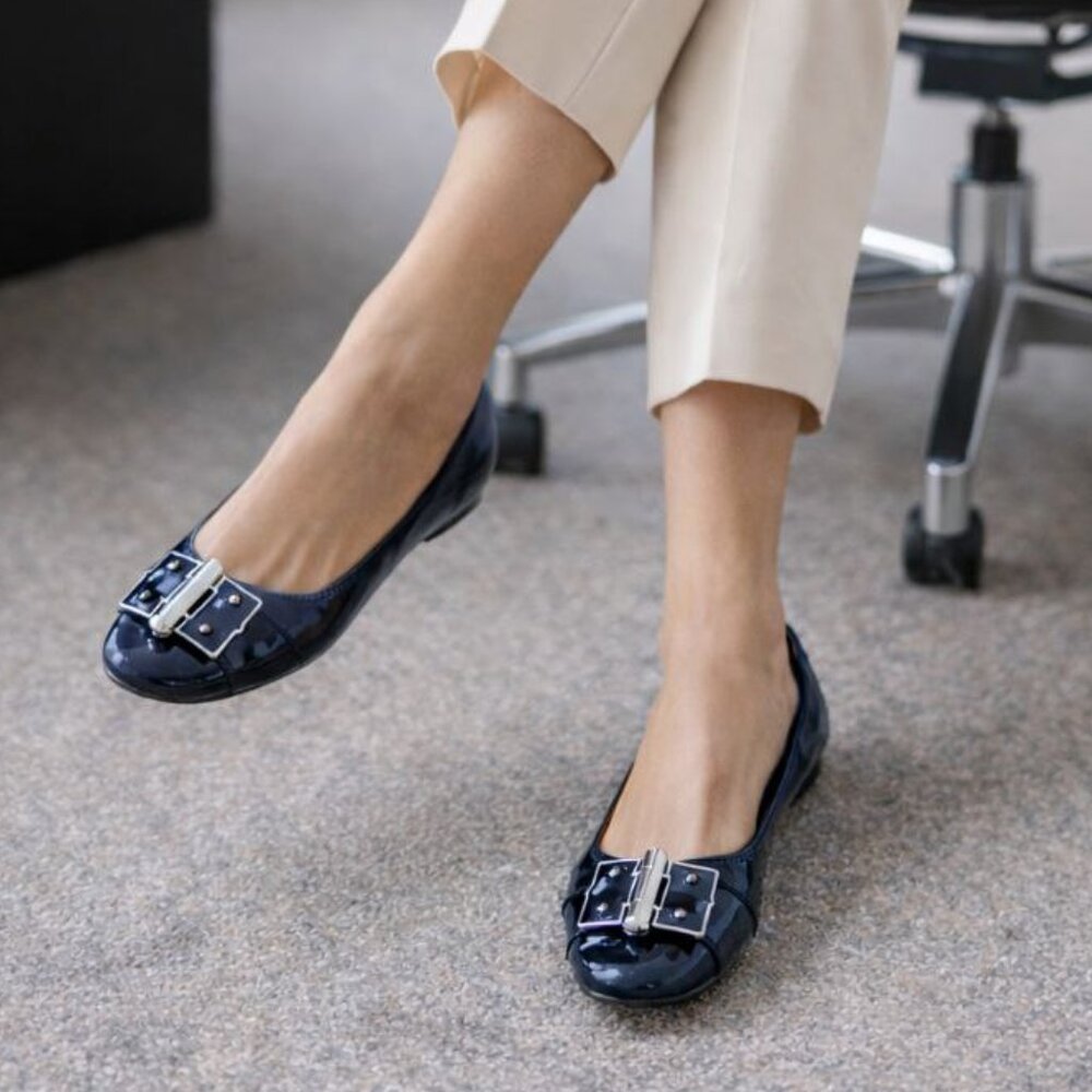 Elie Tahari Navy Patent Leather Flats with Silver Buckle Detail Size 9